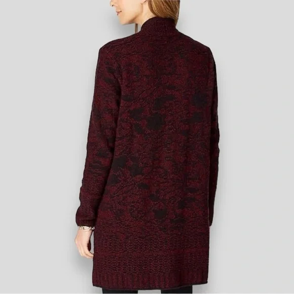 Textured Floral Sweater Cardigan - Picture 2 of 11